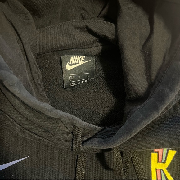 Nike Kyrie X SpongeBob Black Hoodie Pineapple House - Picture 2 of 10